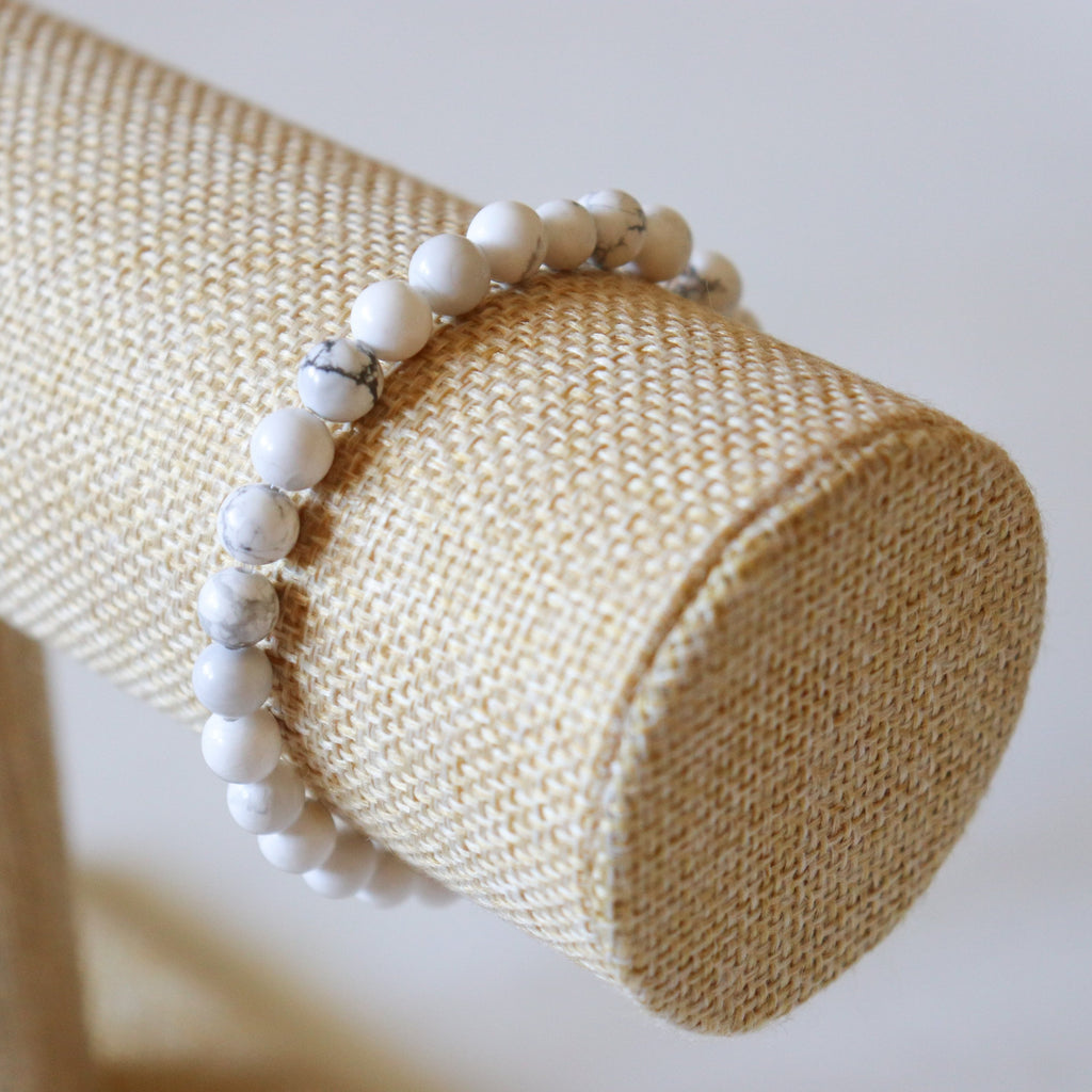 Bracelet en Howlite – Perles 6mm
