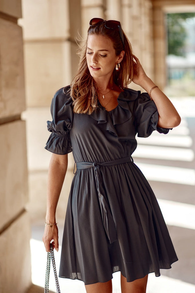Subtle dress with a frill at the neckline, black 30440